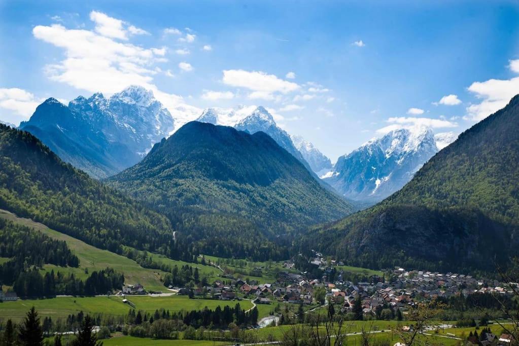 Idyllic Triglav Forest Retreat - Alps, Trails, Lakes, Falls Mojstrana Bagian luar foto